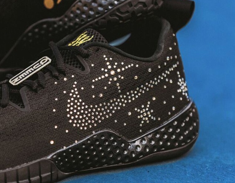 nike predstavil usypannuyu brilliantami formu sereny uilyams na