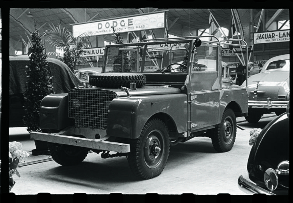 LAND ROVER