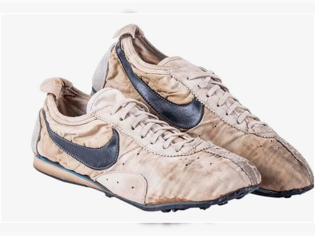 MOON SHOE Bill Bourman nike running
