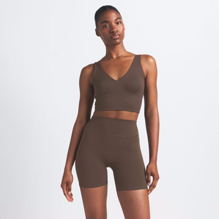 NikeSKIMS Matte V-neck Bra Top