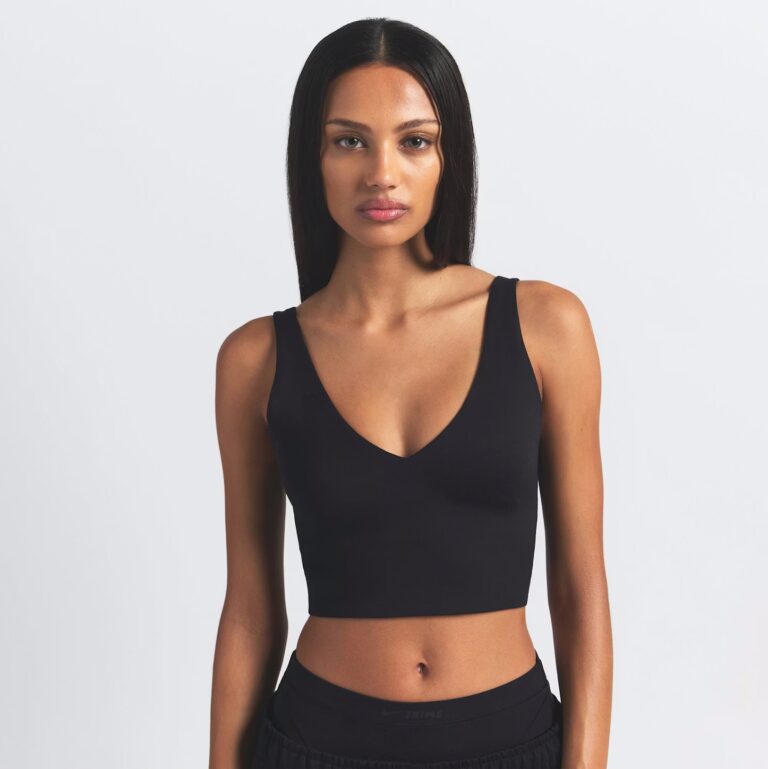 NikeSKIMS Matte V-neck Bra Top