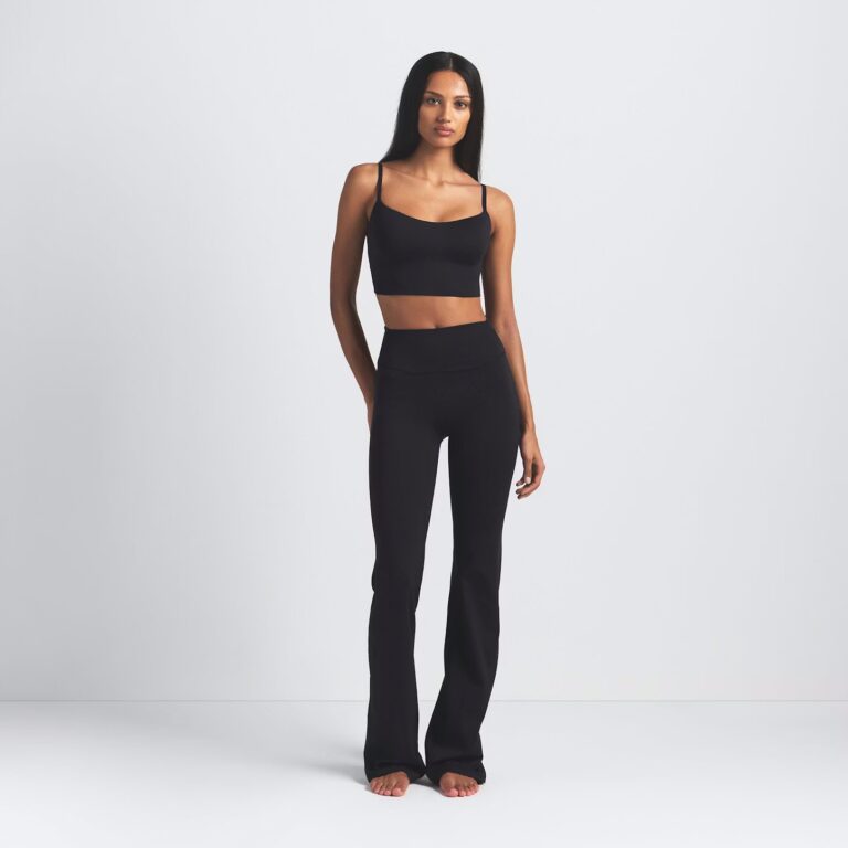 NikeSKIMS Matte Slim Flare Legging Obsidian