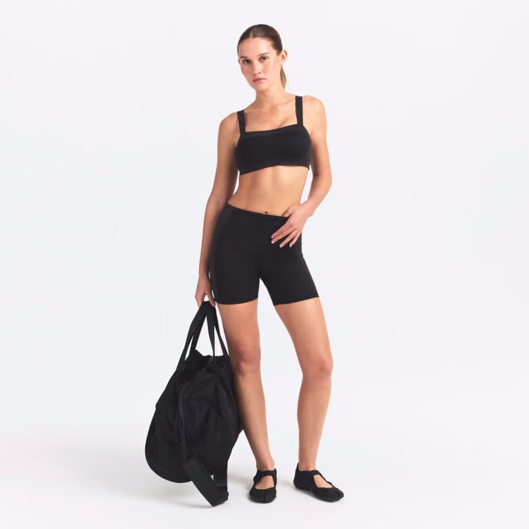 Шорты Nike x SKIMS Matte Shine Mix 25" Biker Short Obsidian/Igneous