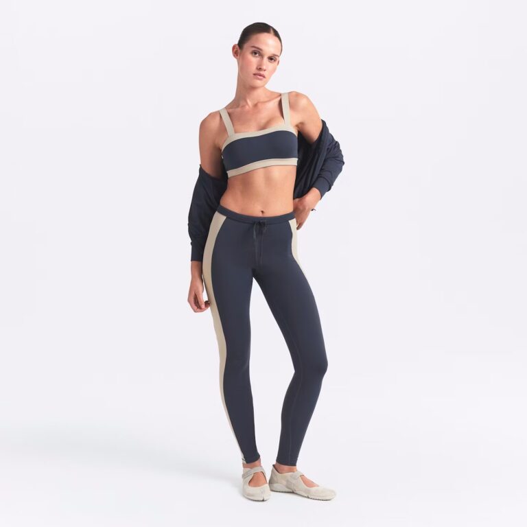 Леггинсы NikeSKIMS Matte Shine Mix 29" Legging