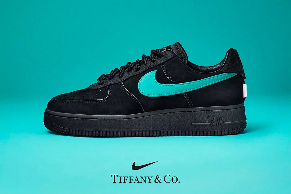 NIKE AIR FORCE TIFFANY