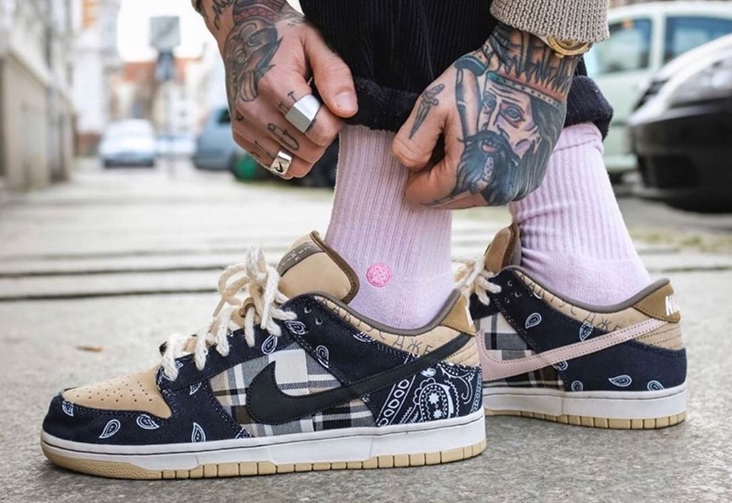 NIKE DUNK travis scott