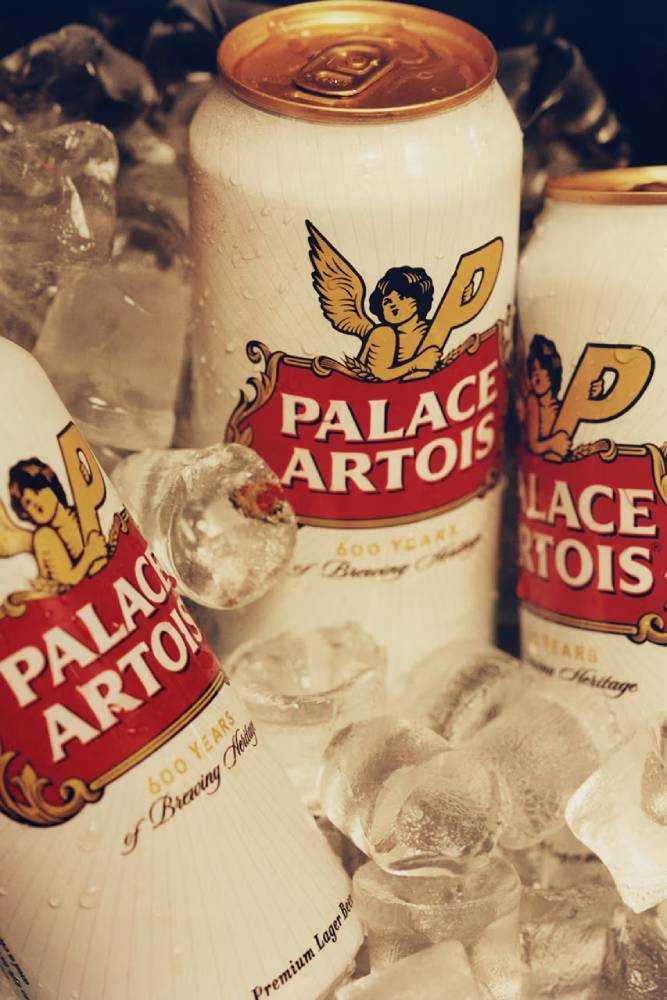 Первая коллаборация Palace Stella Artois